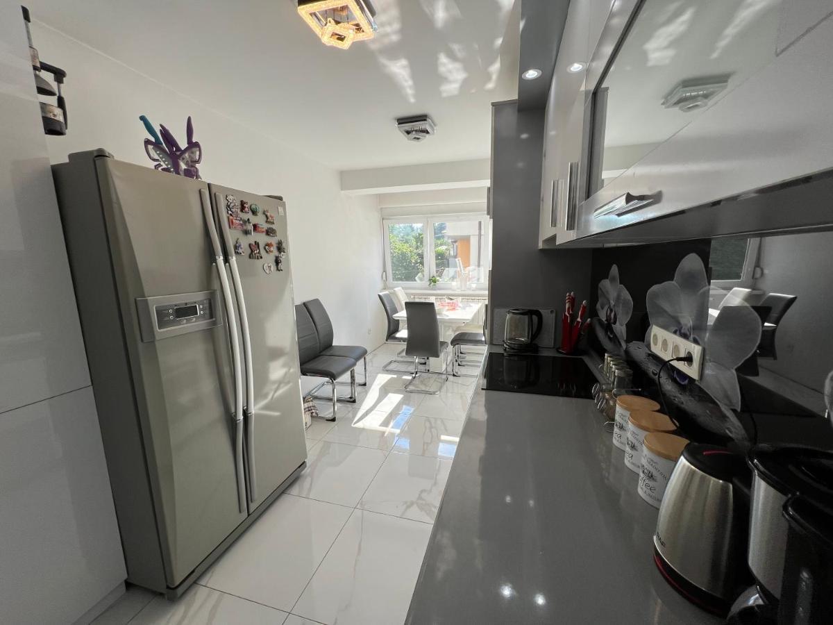 Rejjan Apartment *